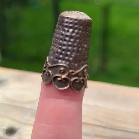 Sterling Thimble - Picture 3 of 5